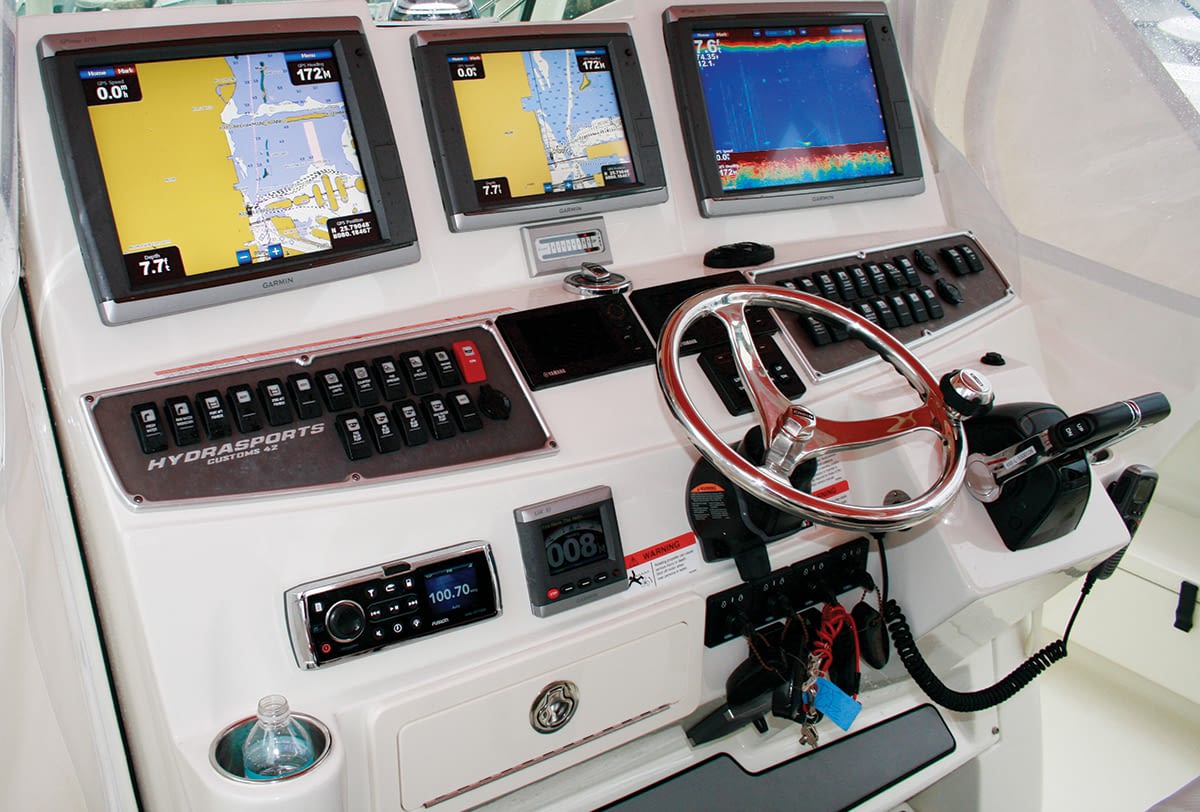 Dimming the Display | Boating Mag