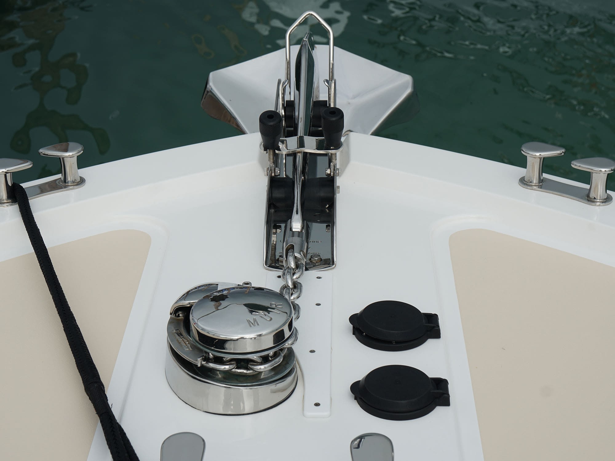 How to Choose the Best Anchor Rode for Your Boat