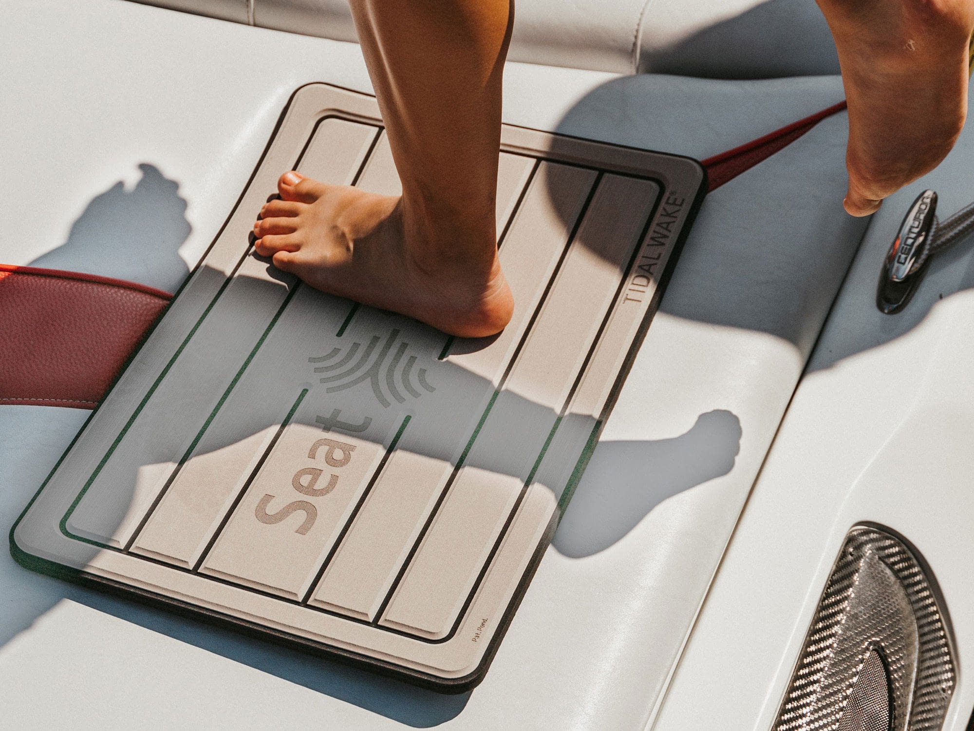 Tidal Wake Seat Step | Boating Mag