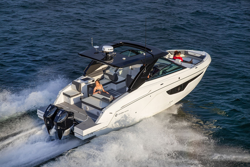 Cruisers Yachts 34 GLS Boat Test