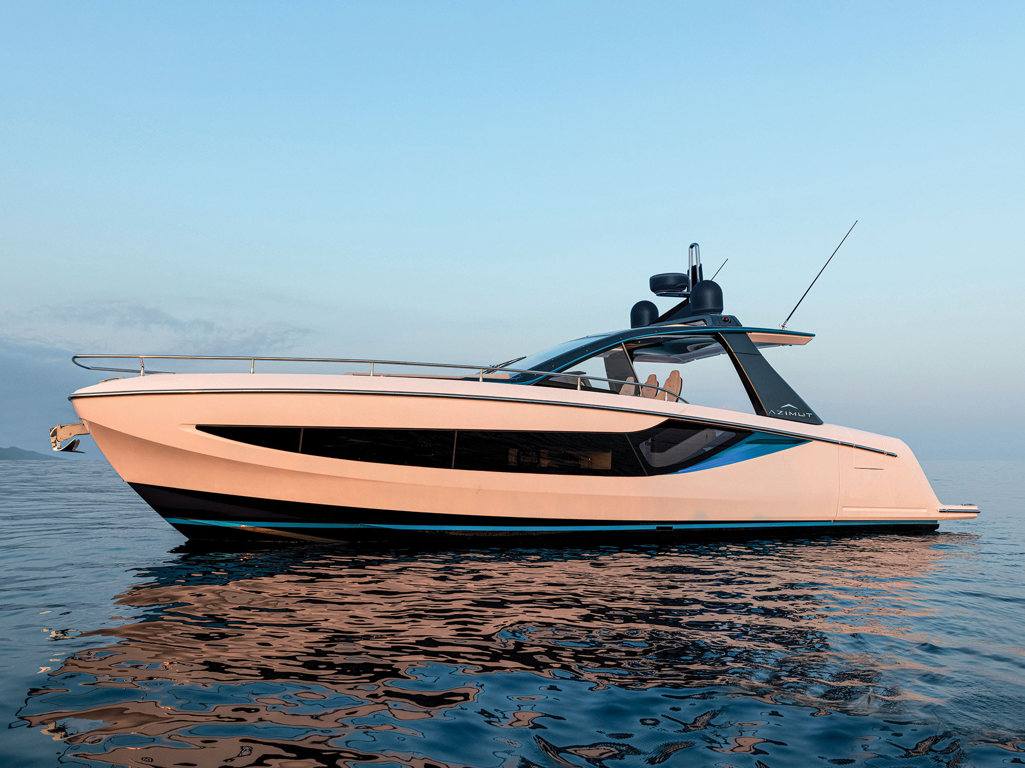 Azimut Yachts Verve 42 at rest