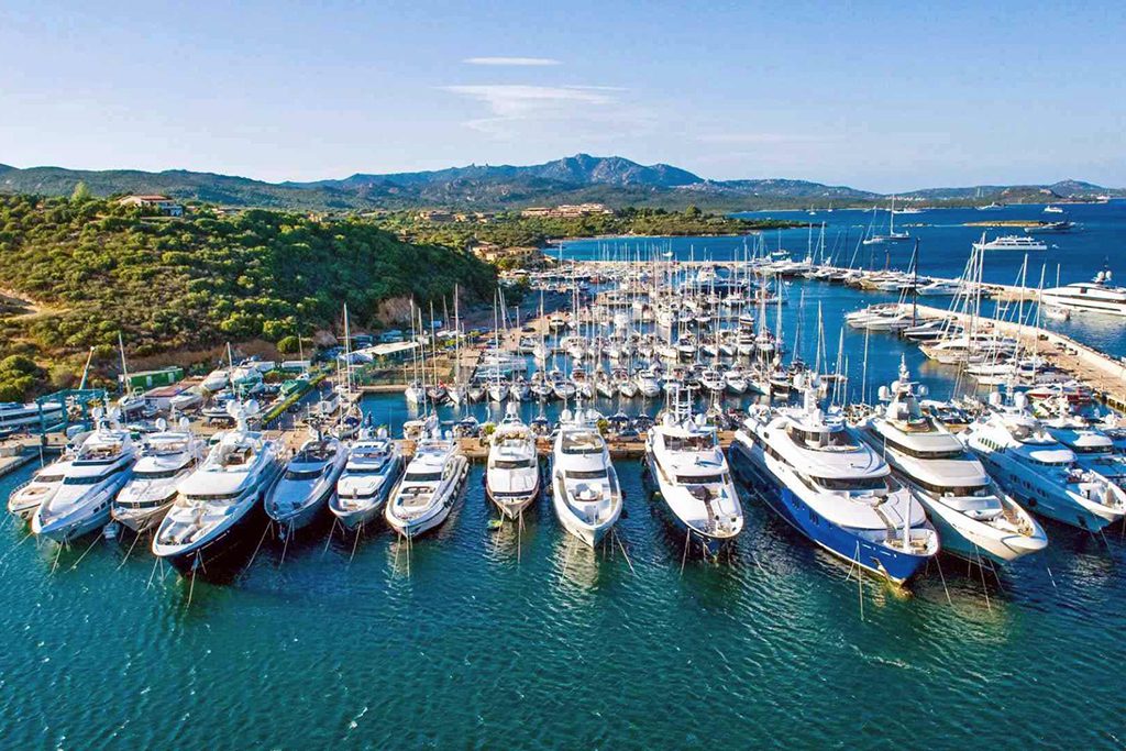 MarineMax To Acquire IGY Marinas