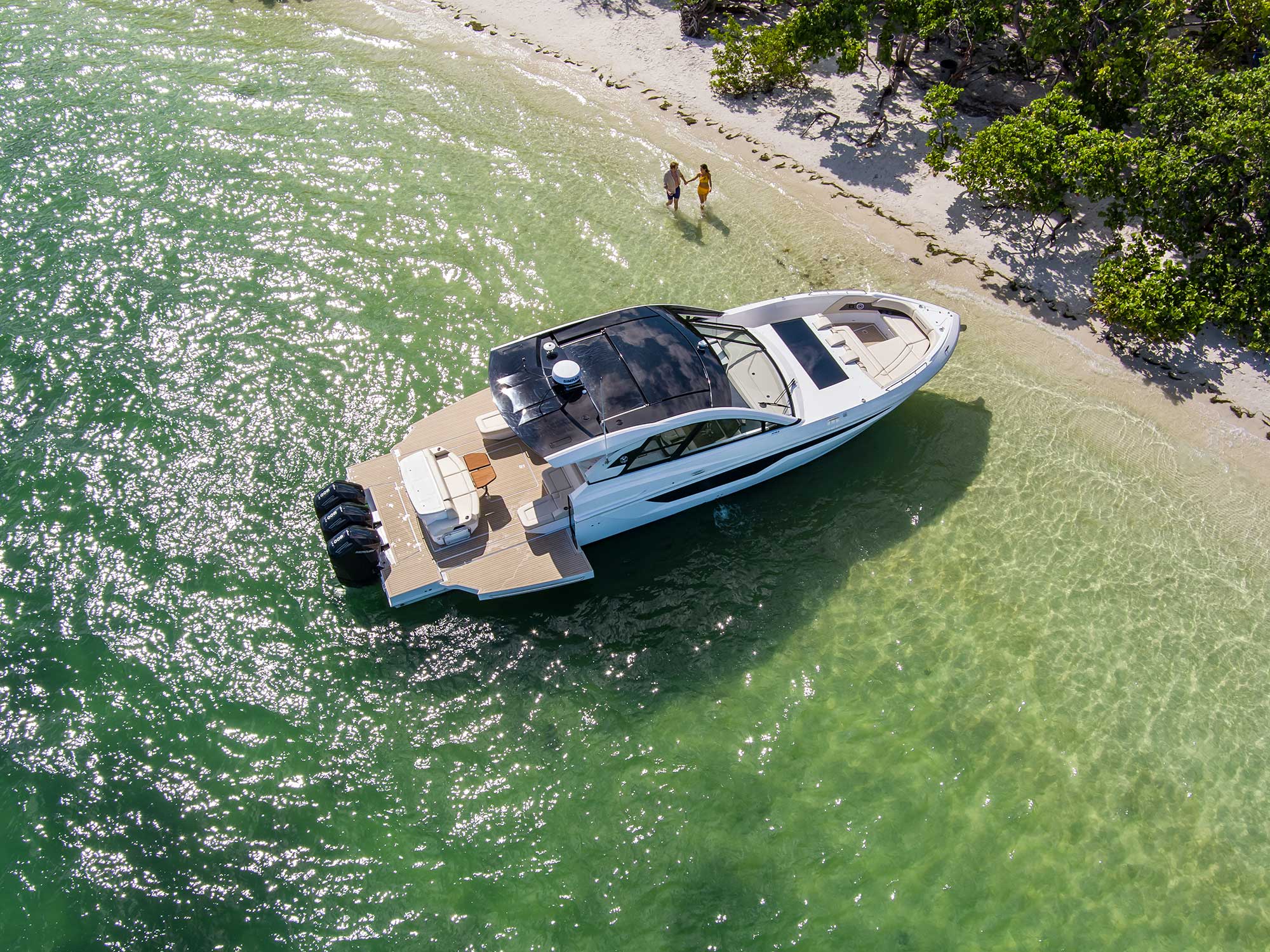 Boating Spotlight: Cruisers Yachts 50 GLS