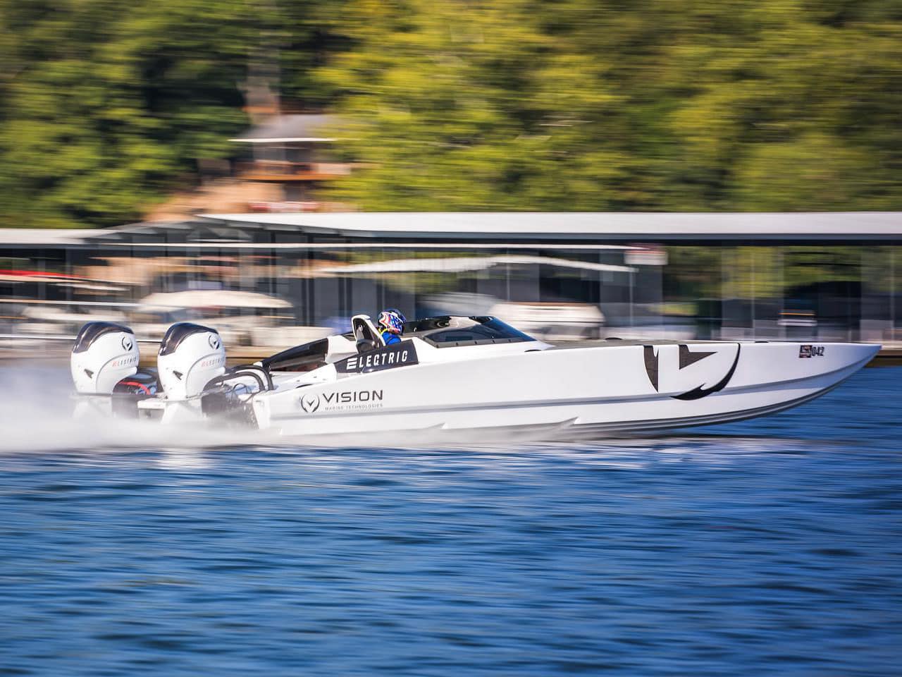 Vision Marine Technologies Out to Make Electric-Powered UIM/APBA Speed Record Attempt