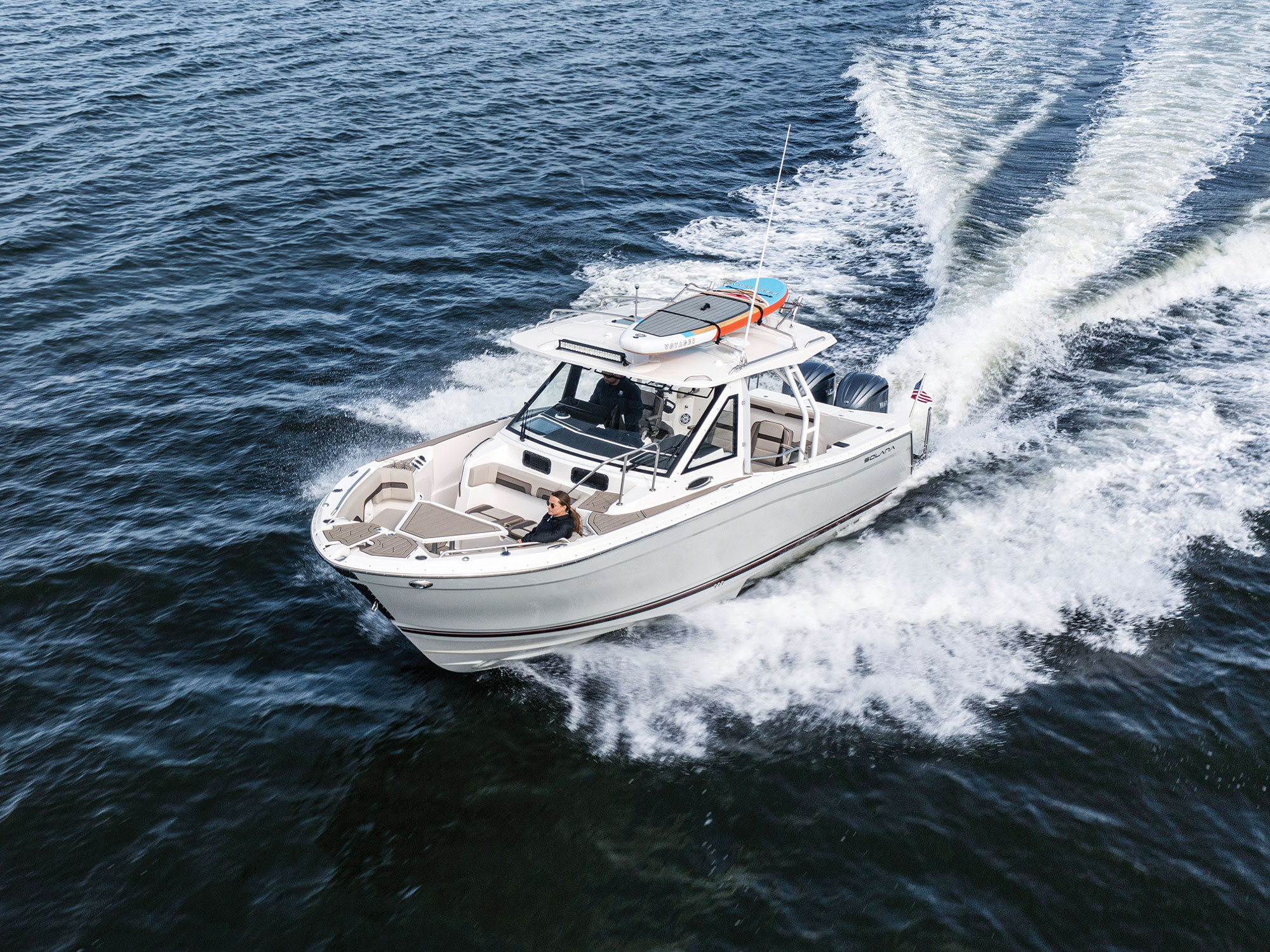 2023 Solara S-310 CW Boat Test, Pricing, Specs