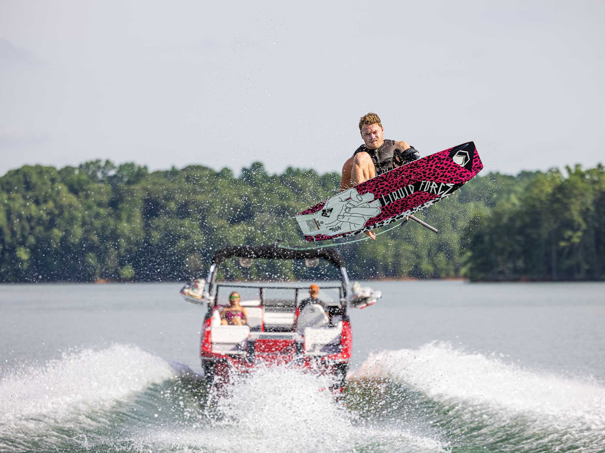 8 Great Wake Boats Under 21-Feet