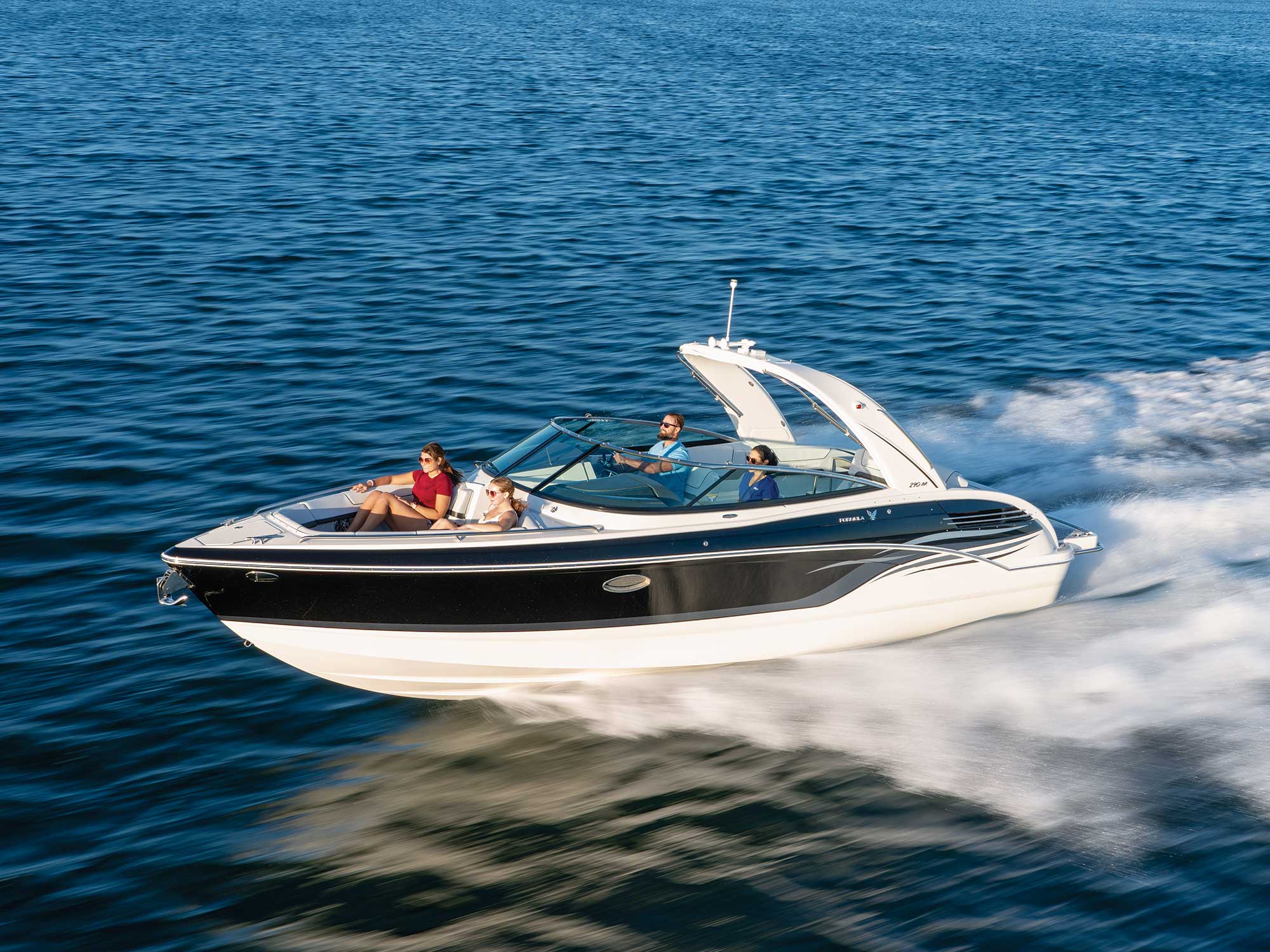 2024 Formula 290 Bowrider | Boating Mag