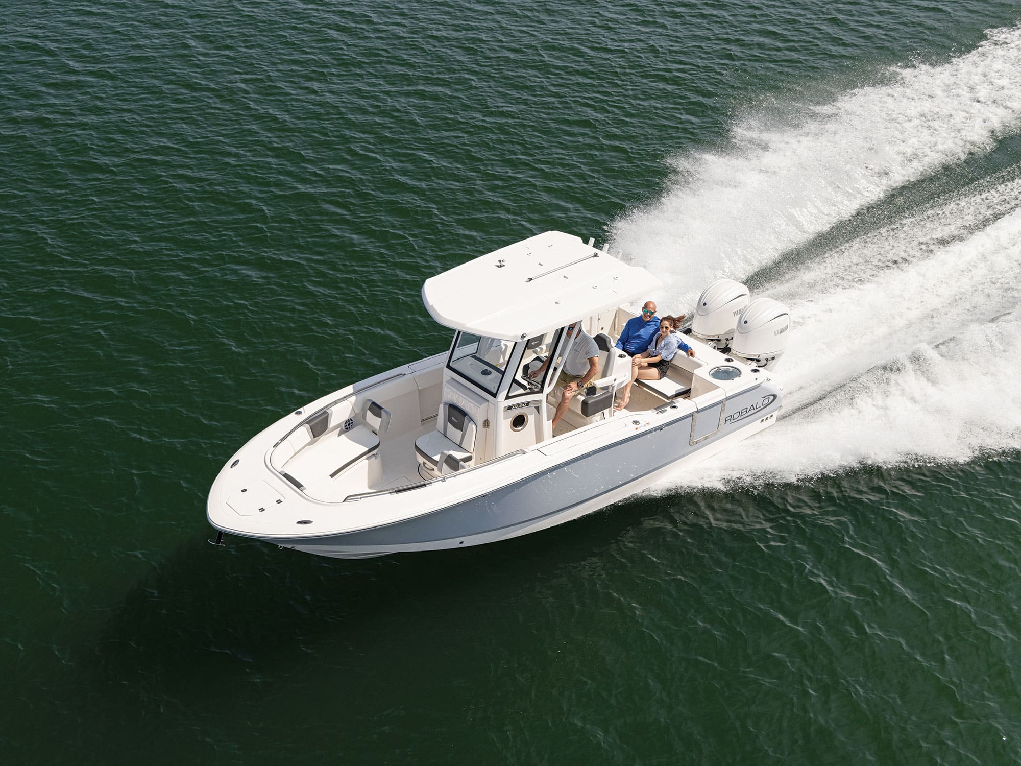 2024 Robalo R250 Boat Test, Pricing, Specs