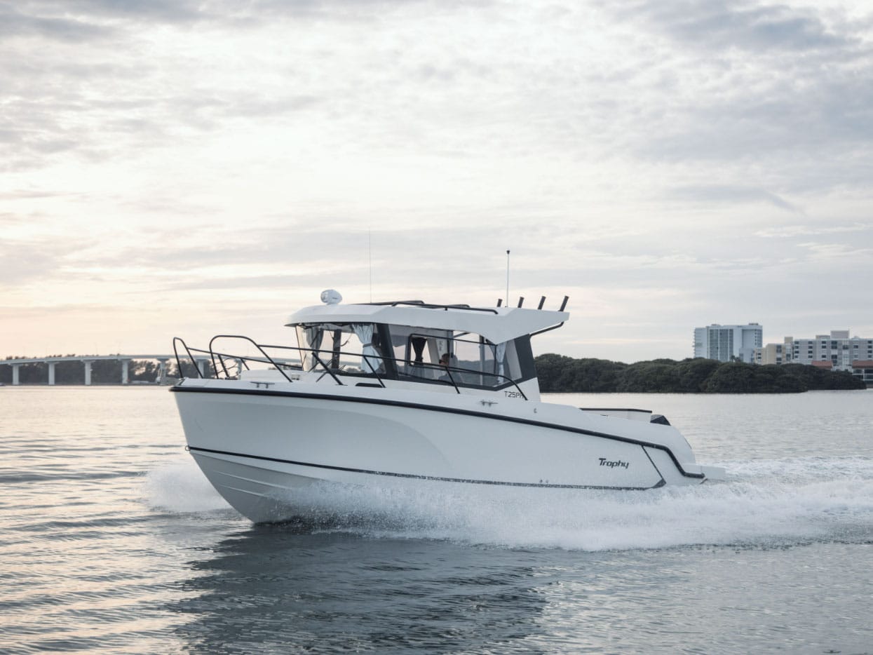 Bayliner Unveils New Pilothouse and Explorer Series Boats